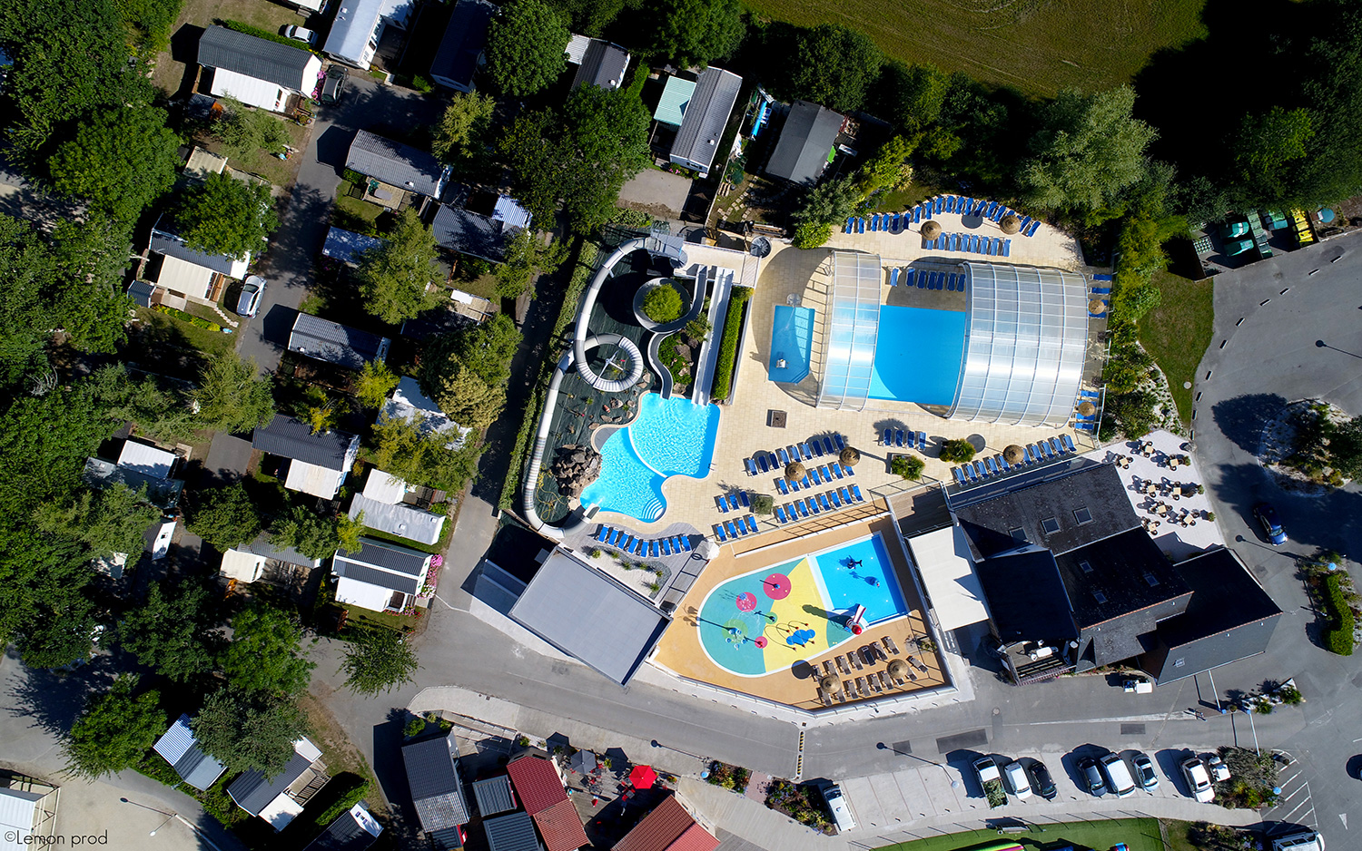 Espace Aquatique vu du ciel, Camping Kerzerho